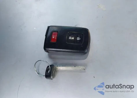 2018 Toyota Tacoma Trd Off Road z USA, uszkodzony, nr VIN 3TMCZ5AN0JM173753